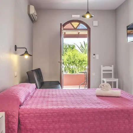 アパートホテル The Palm Garden - Idyllic Pool In A Oasis 2*